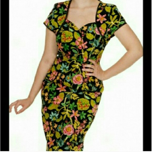 Collectif Dresses & Skirts - NWT!! Collectif Regina Doll Wiggle Vintage Pinup Floral Dress Women's Size L-10